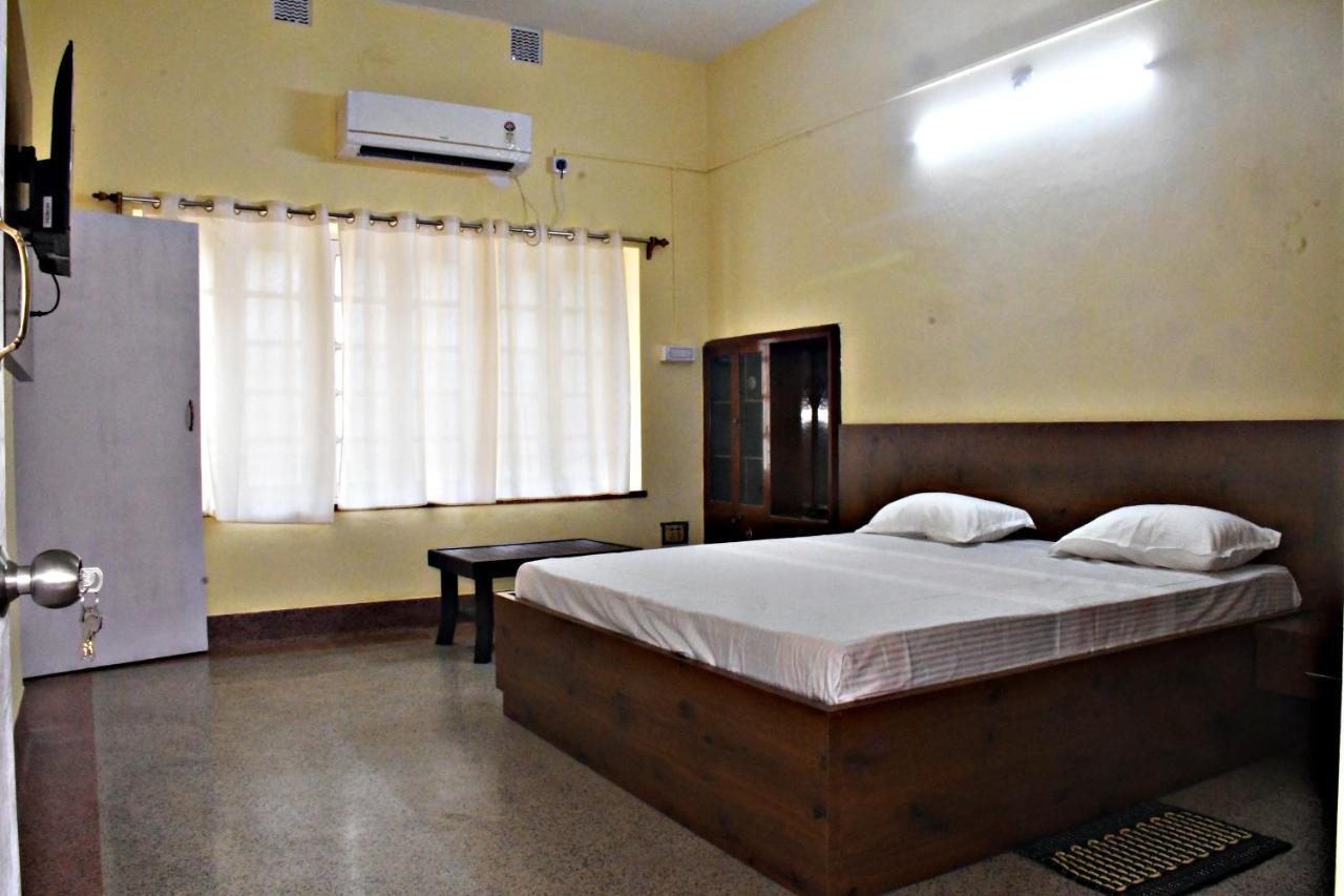 Jhargram Eshani Hotels And Guest House المظهر الخارجي الصورة