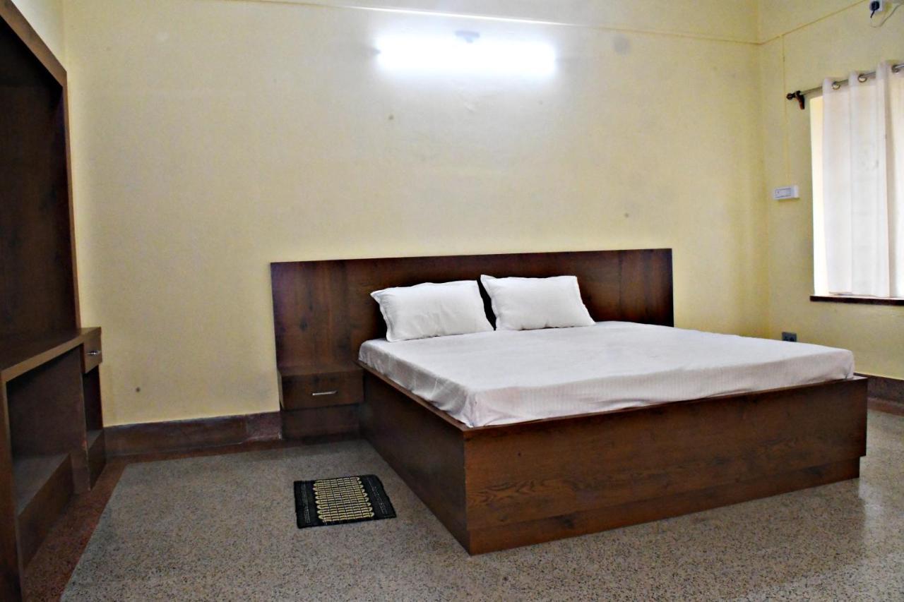 Jhargram Eshani Hotels And Guest House المظهر الخارجي الصورة